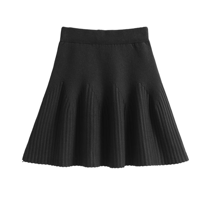 Ladies Pleated Skirt with Soft Material and Elegant Wave Pattern Mune Fashion