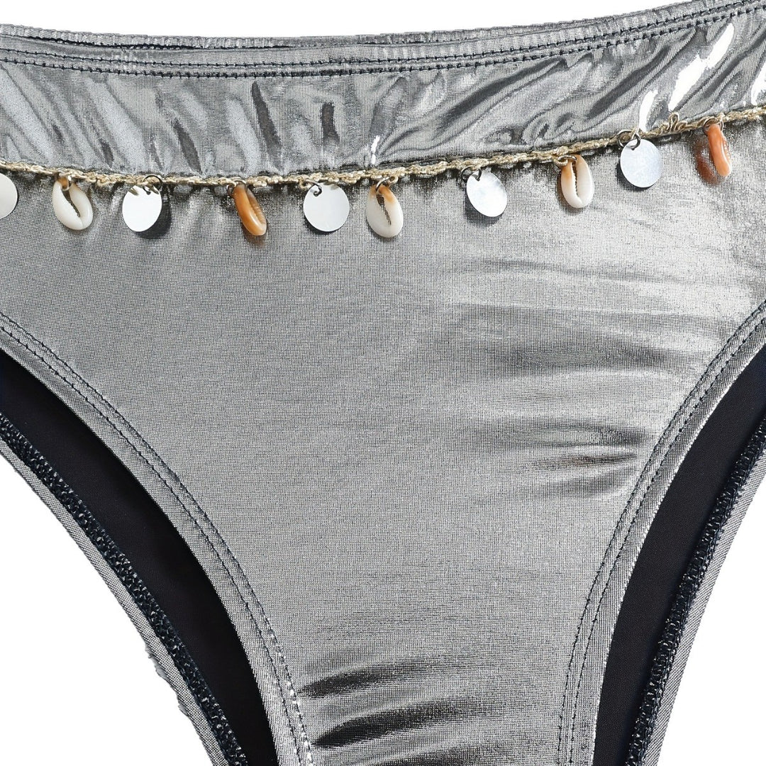 Women's bandeau bikini with elegant glossy look and fashionable shell details Mune Fashion