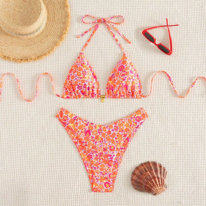 Women Triangle Bikini with Floral Patterns Mune Fashion