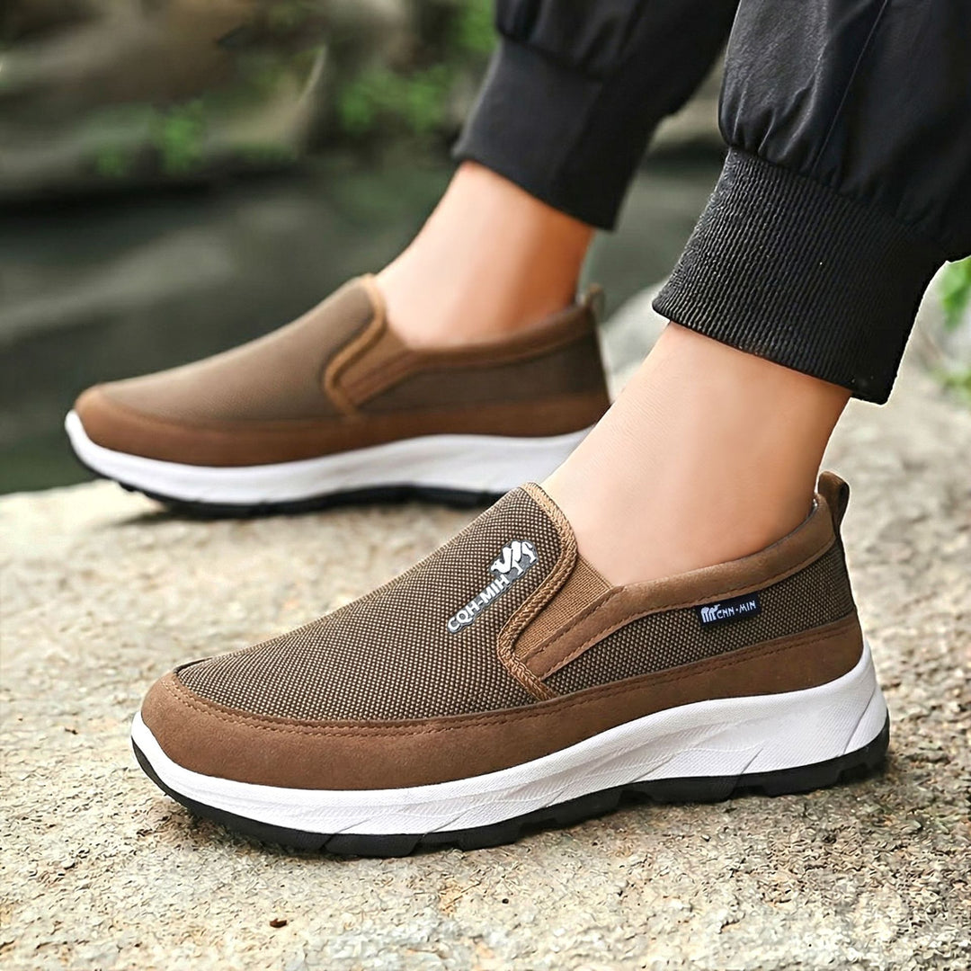 Men's padded slip-on comfort sneaker with elastic entry, shock-absorbing EVA platform sole and removable comfort insole Mune Fashion