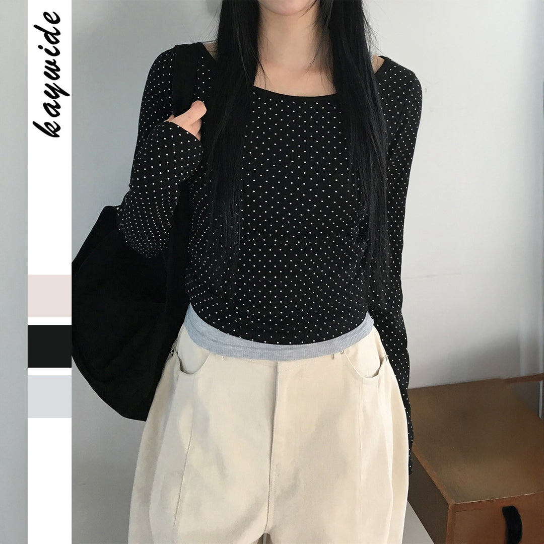 Women's knitted cropped long sleeve with fine polka dot pattern and U-neck Mune Fashion