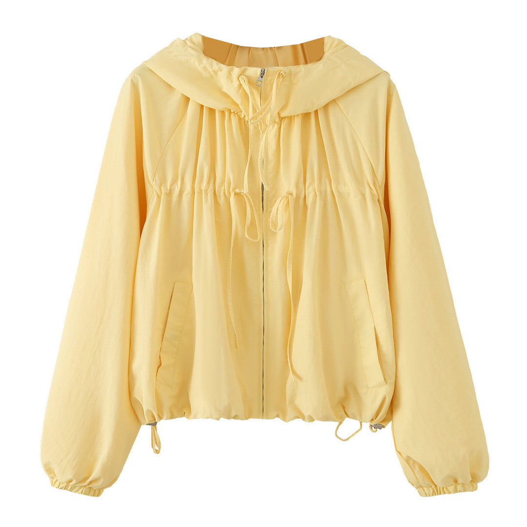 Women's short-cut windbreaker jacket with wide collar, drawstring, and elastic cuffs Mune Fashion