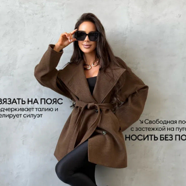Women's short coat in cocoon cut made of wool blend with oversized shawl collar and tie belt Mune Fashion