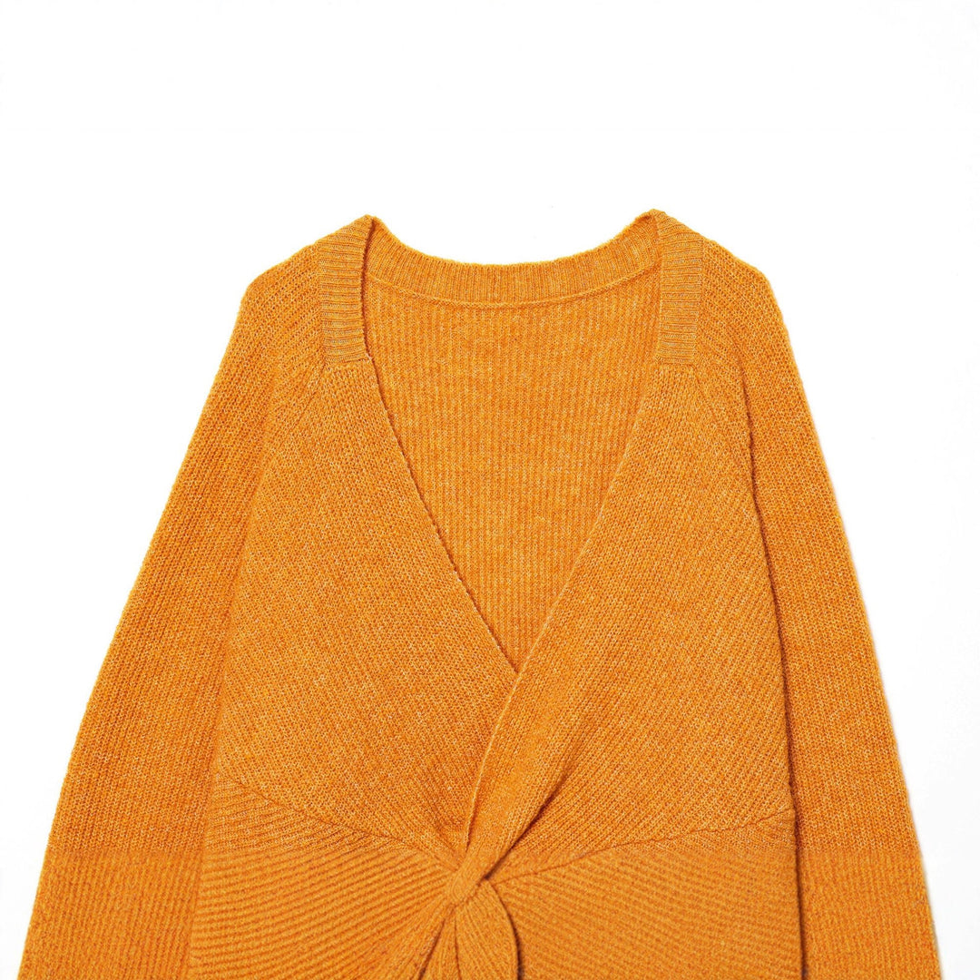 Ladies knitted fine-knit pullover with round neckline and cropped silhouette Mune Fashion