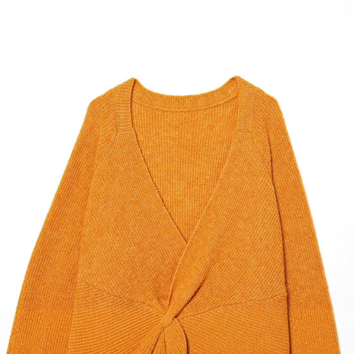 Ladies knitted fine-knit pullover with round neckline and cropped silhouette Mune Fashion