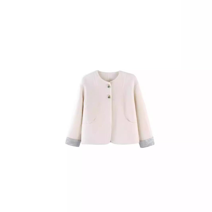 Women's short jacket with stand-up collar, pearl buttons, and contrasting cuffs Mune Fashion