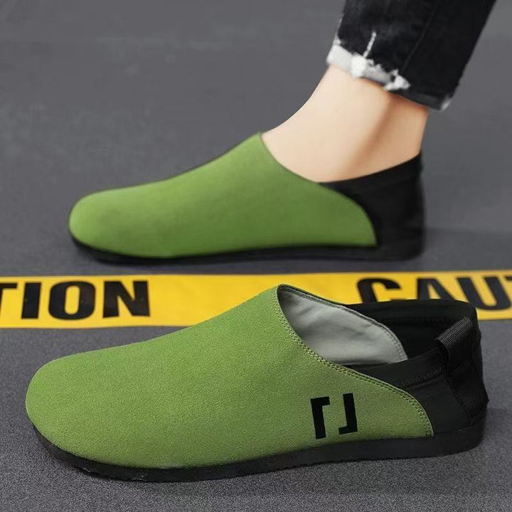 Men's Lightweight Slip-On Casual Shoe with Elastic Heel Strap and Flexible Rubber Sole Mune Fashion