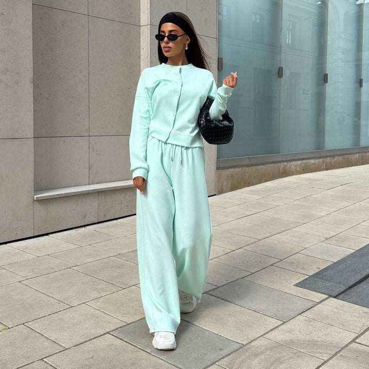 Women Two-Piece Loungewear Set with Concealed Snap Cardigan and Wide High-Waist Jogpants Mune Fashion