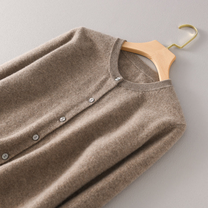 Women Lightweight Round Neck Button Cardigan in Cashmere Look with Fine Ribbed Edge and Casual Silhouette Mune Fashion