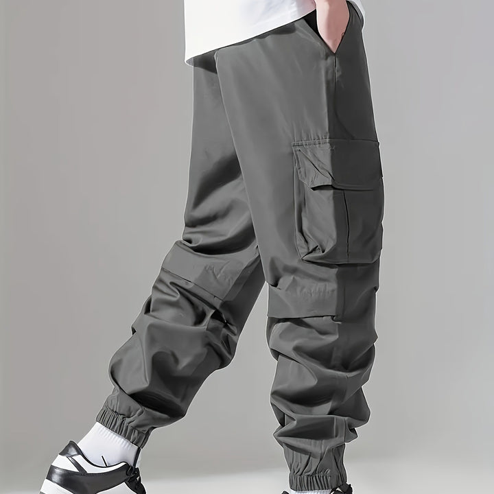 Men's cargo jogging pants with drawstring, multiple pockets & elastic cuffs Mune Fashion