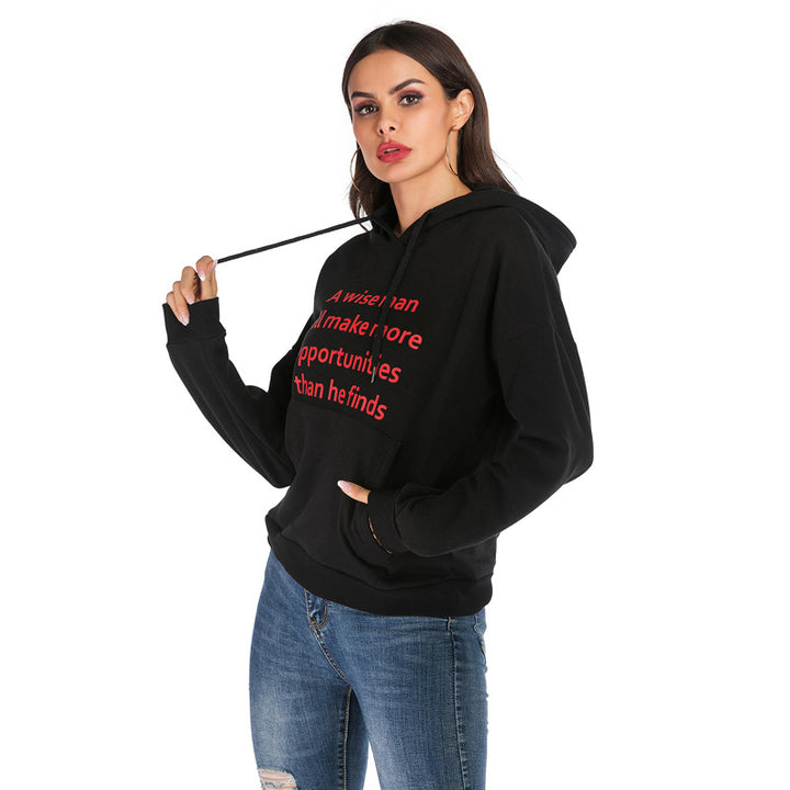 Women's hooded sweatshirt with statement print, kangaroo pocket, and oversized cut Mune Fashion