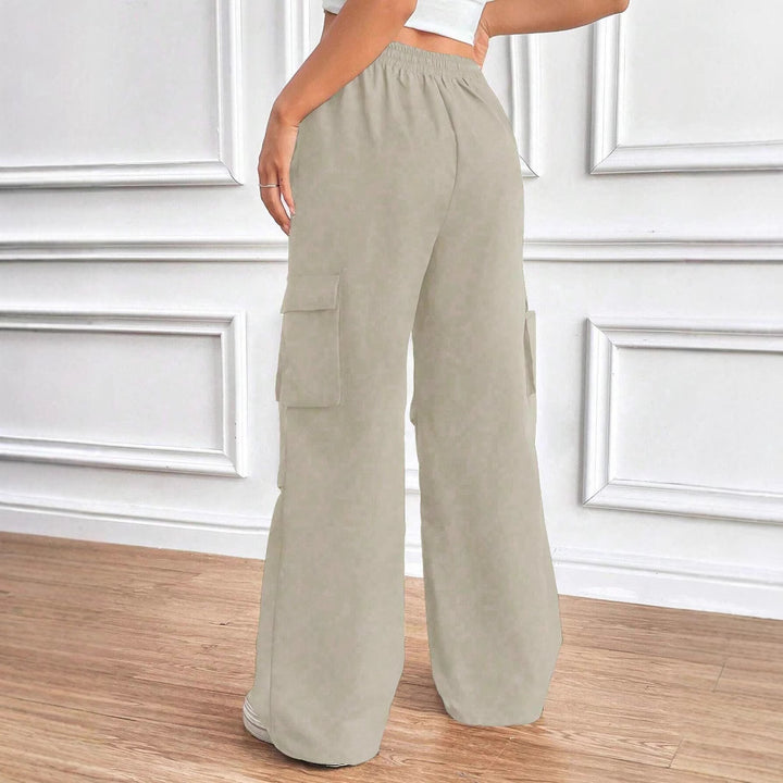 Women's Wide High-Waist Cargo Pants with Elastic Waistband and Large Flap Pockets Mune Fashion