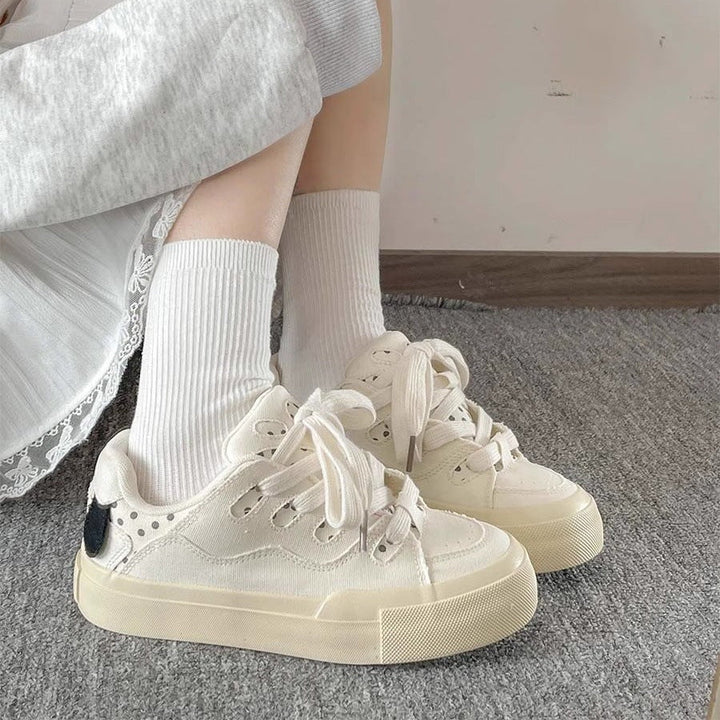 Women Comfortable Sneakers with Thick Platform and Playful Lace-Up System Mune Fashion