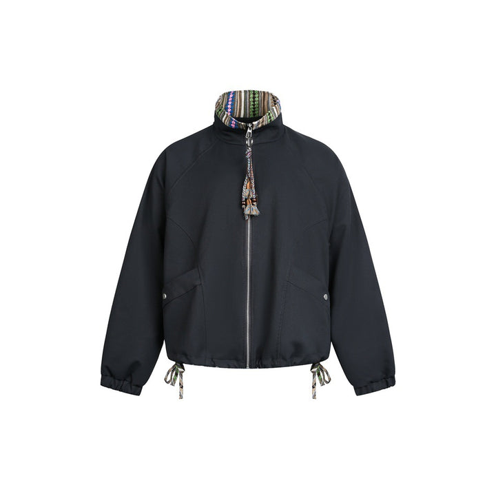 Women's short jacket in boxy cut with patterned stand-up collar and drawstring hood