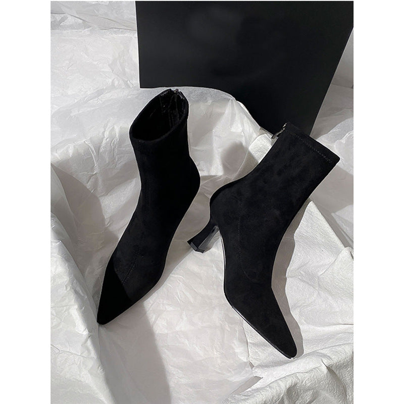 Women pointed toe ankle boots made of suede with sculpted heel and slim shaft Mune Fashion