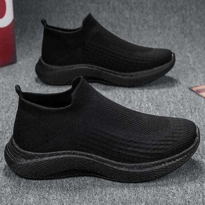 Men's seamless knit slip-on shoe with ergonomic midsole and heel tab Mune Fashion
