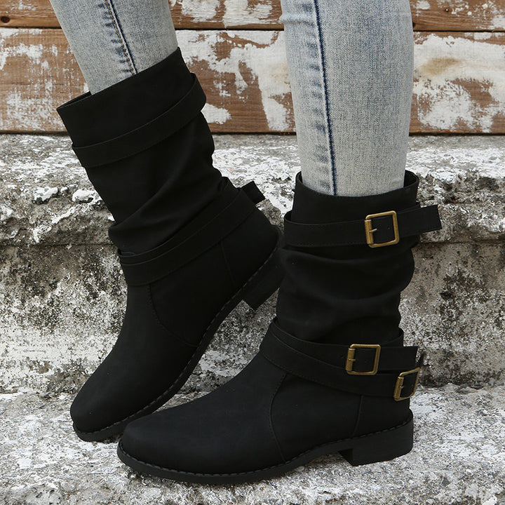 Ladies casual ankle-high ankle boots with gathered shaft, decorative buckle straps and flexible profile sole Mune Fashion