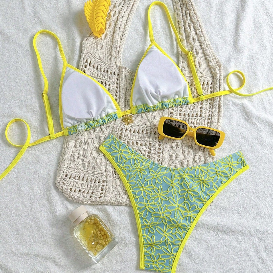 Women Flower-Decorated Bikini Set Mune Fashion