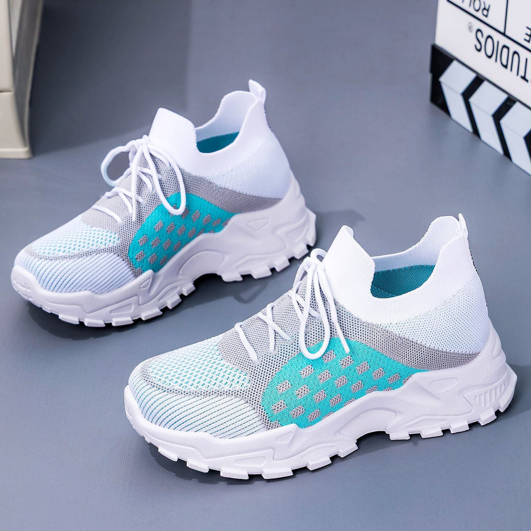 Women's sporty sneakers with breathable knit upper and flexible sole Mune Fashion