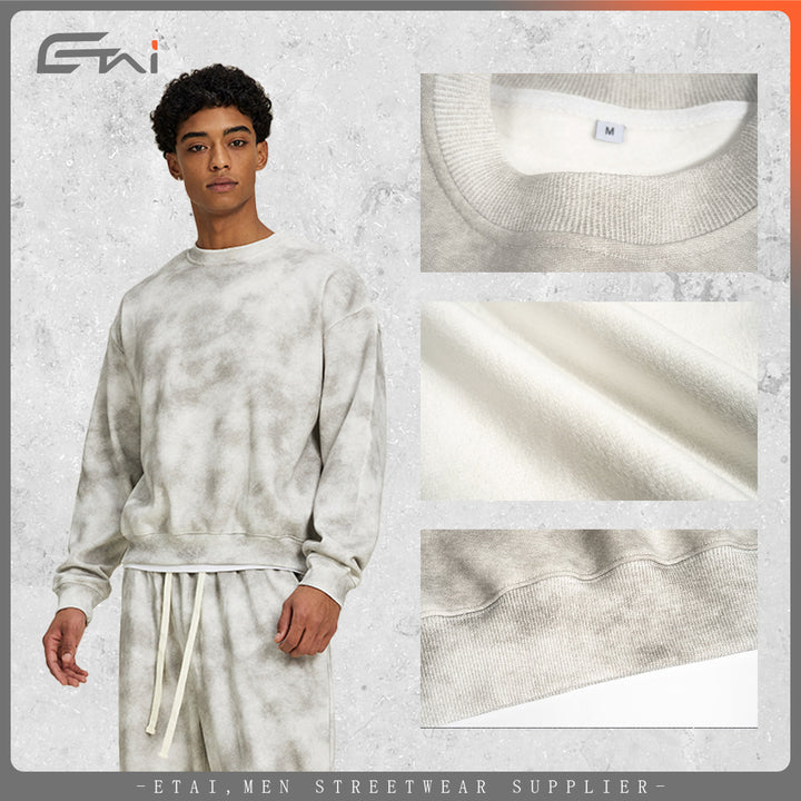 Unisex Oversized Sweatshirt with faded fog look and round neckline Mune Fashion