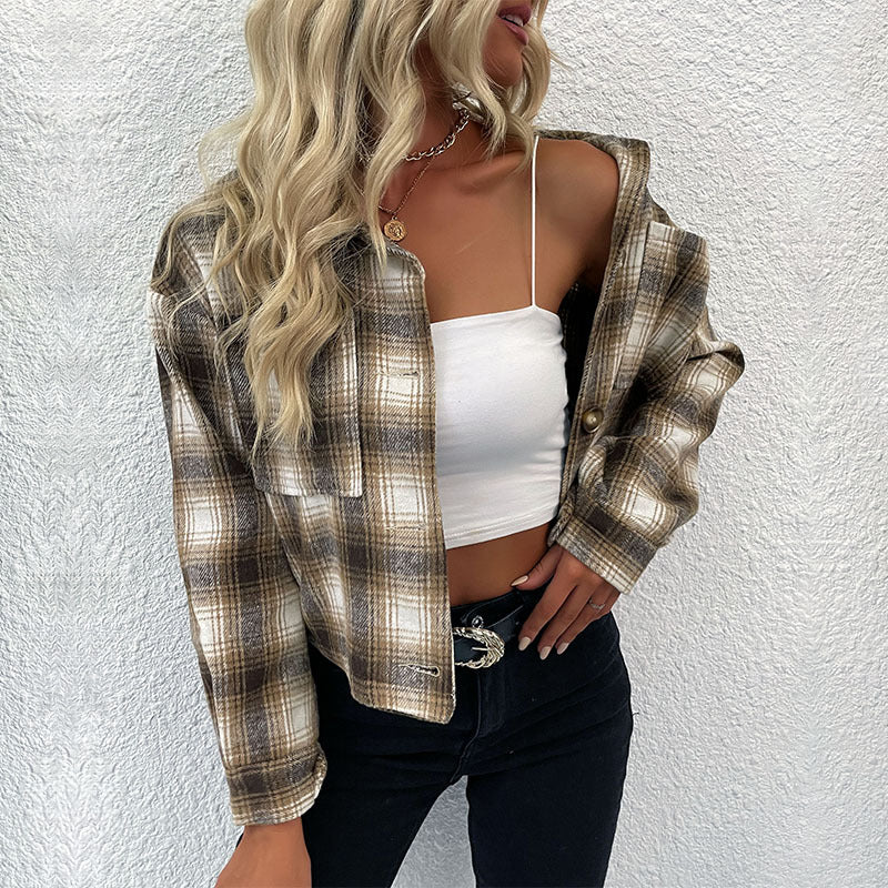 Women Check Overshirt Jacket with Boxy Short Cut and Applied Breast Pockets Mune Fashion