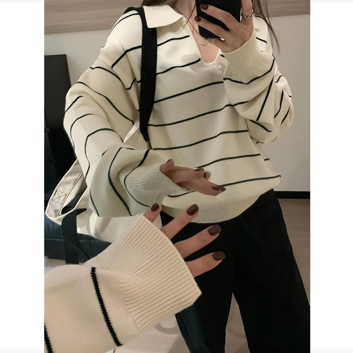 Women's Casual Oversized Knit Sweater with Polo Collar and Fine Striped Design Mune Fashion