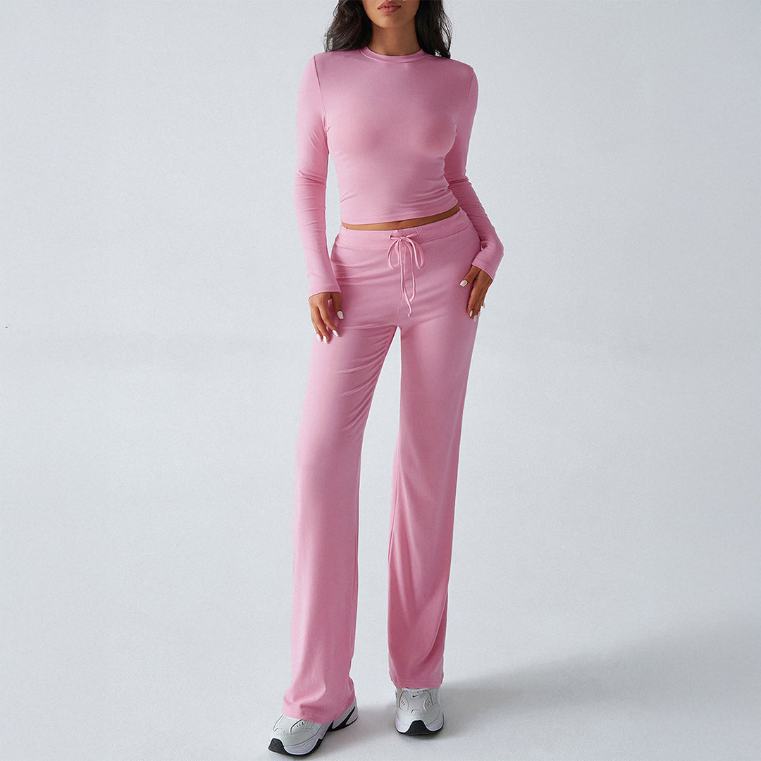 Women's fitted long sleeve crop top and wide lounge pants in a two-piece set made of stretch jersey Mune Fashion