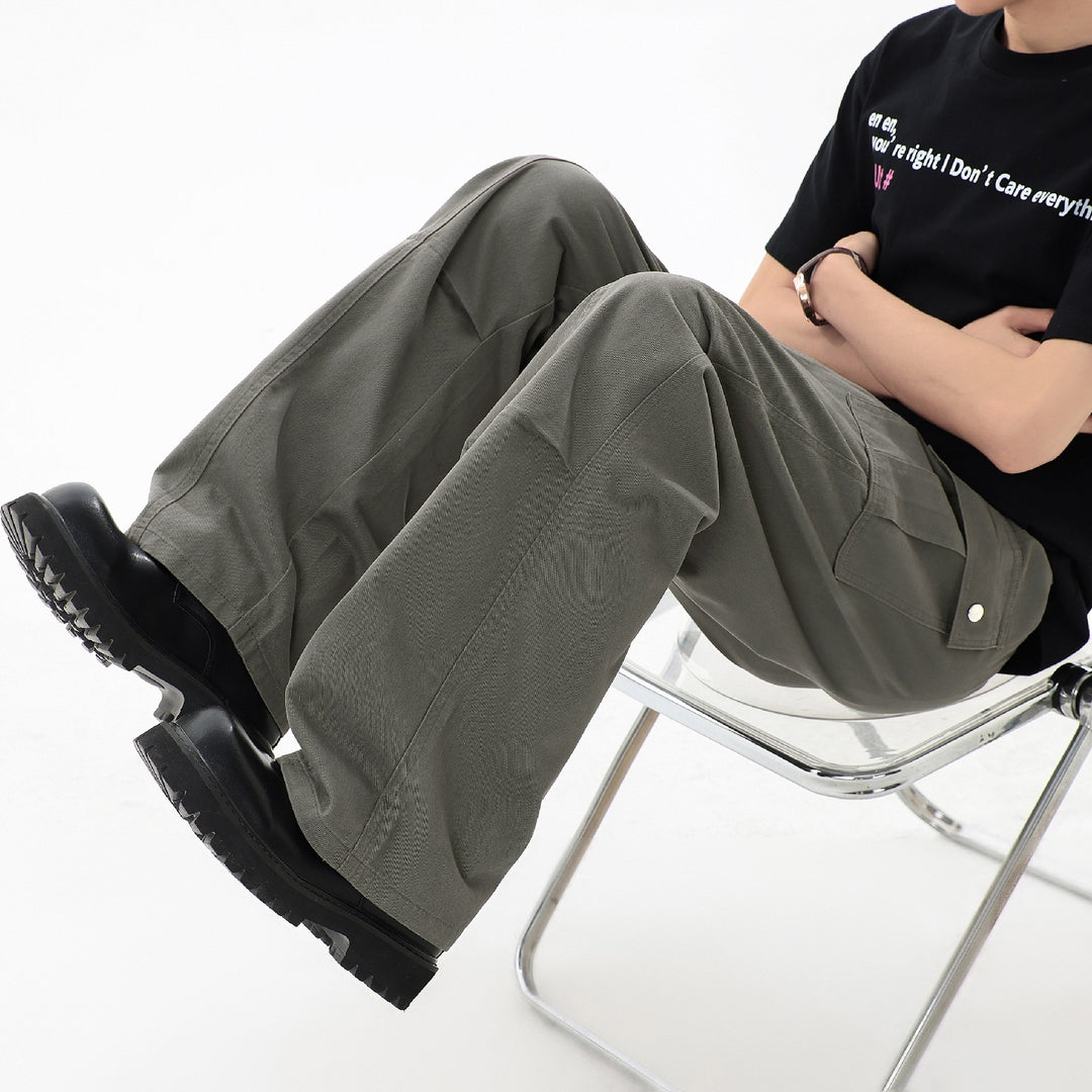 Men's Wide Utility Cargo Pants with Large Flap Pockets & Reinforced Seam Areas Mune Fashion
