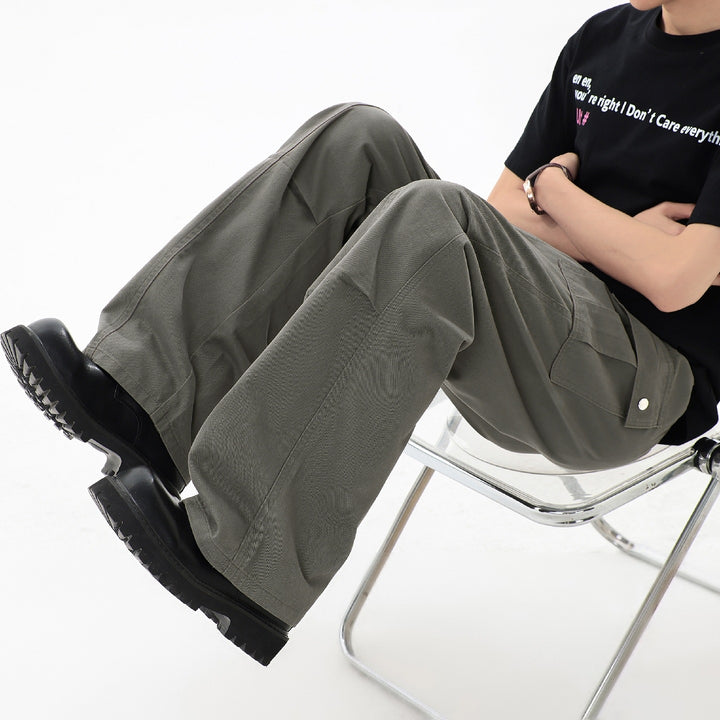 Men's Wide Utility Cargo Pants with Large Flap Pockets & Reinforced Seam Areas Mune Fashion