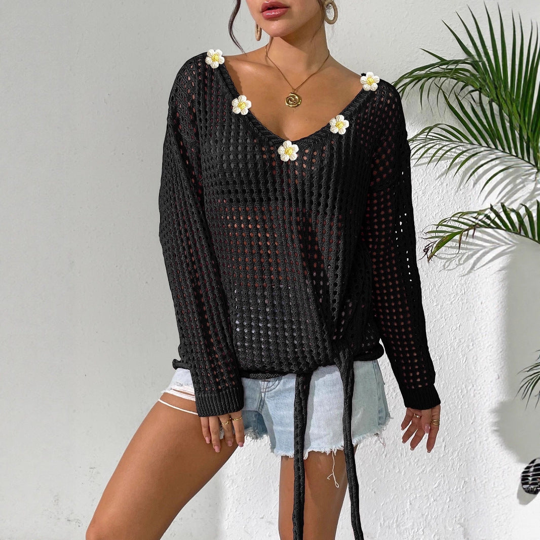 Women airy knit sweater with floral decor Mune Fashion