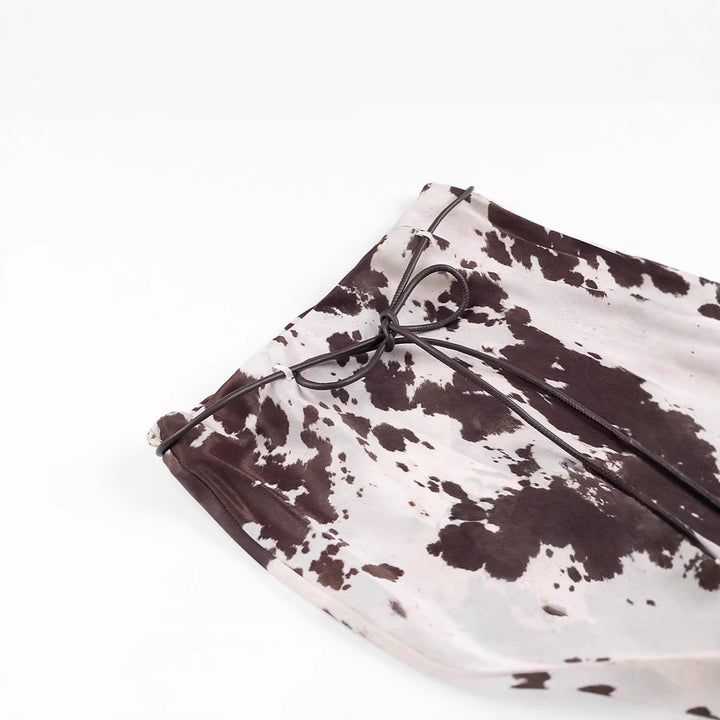 Women Oversized Shirt Blouse with Cow Spot Print, Concealed Button Placket and Loose Fit Mune Fashion