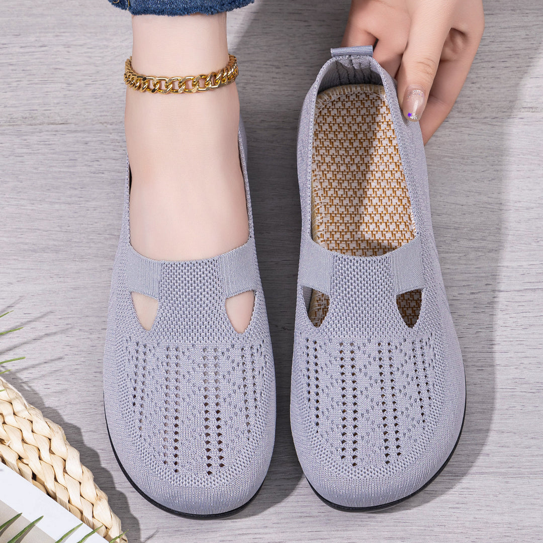 Ladies nan lightly knitted comfort moccasin with elastic central strap and shock-absorbing wedge sole Mune Fashion