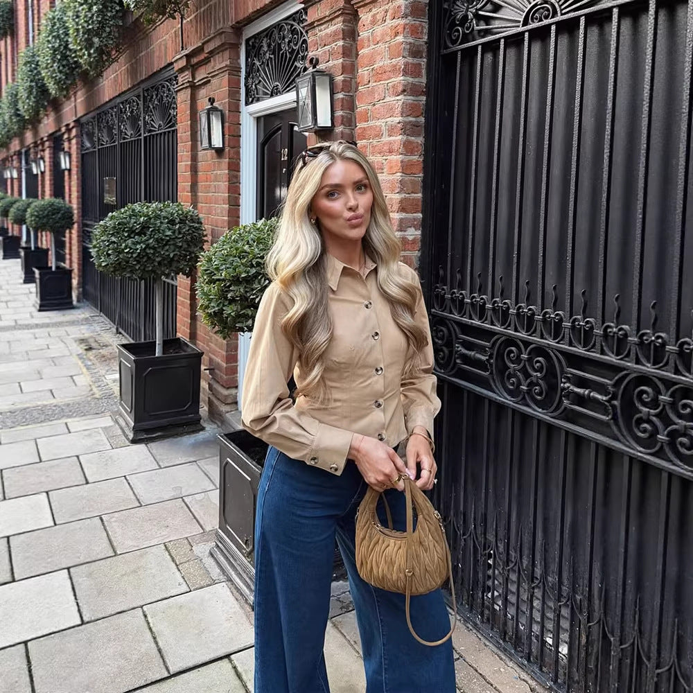 Women's Tailored Shirt Blouse with Shaped Waist, Full Button Placket & Kent Collar Mune Fashion