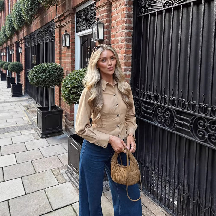Women's Tailored Shirt Blouse with Shaped Waist, Full Button Placket & Kent Collar Mune Fashion