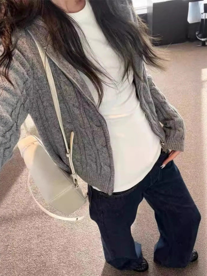 Women's cable-knit cardigan with full zip and tailored fit Mune Fashion