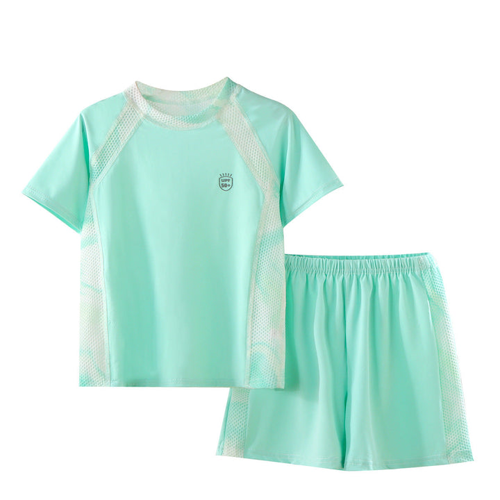 Women's UV protection bath set with short sleeve rash guard and elastic swimming shorts Mune Fashion