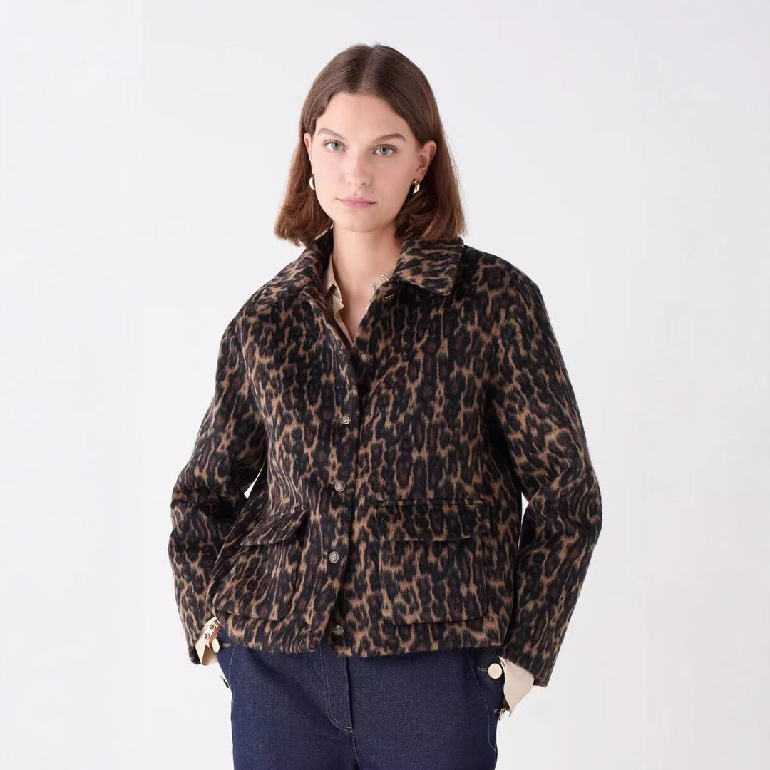 Women's Boxy Short Jacket with Leopard Print, Shirt Collar and Patch Pockets Mune Fashion