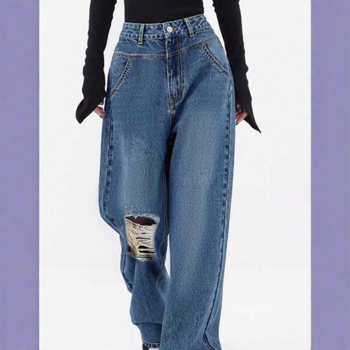 Women high-waisted oversized baggy jeans with knee rip and wide leg Mune Fashion