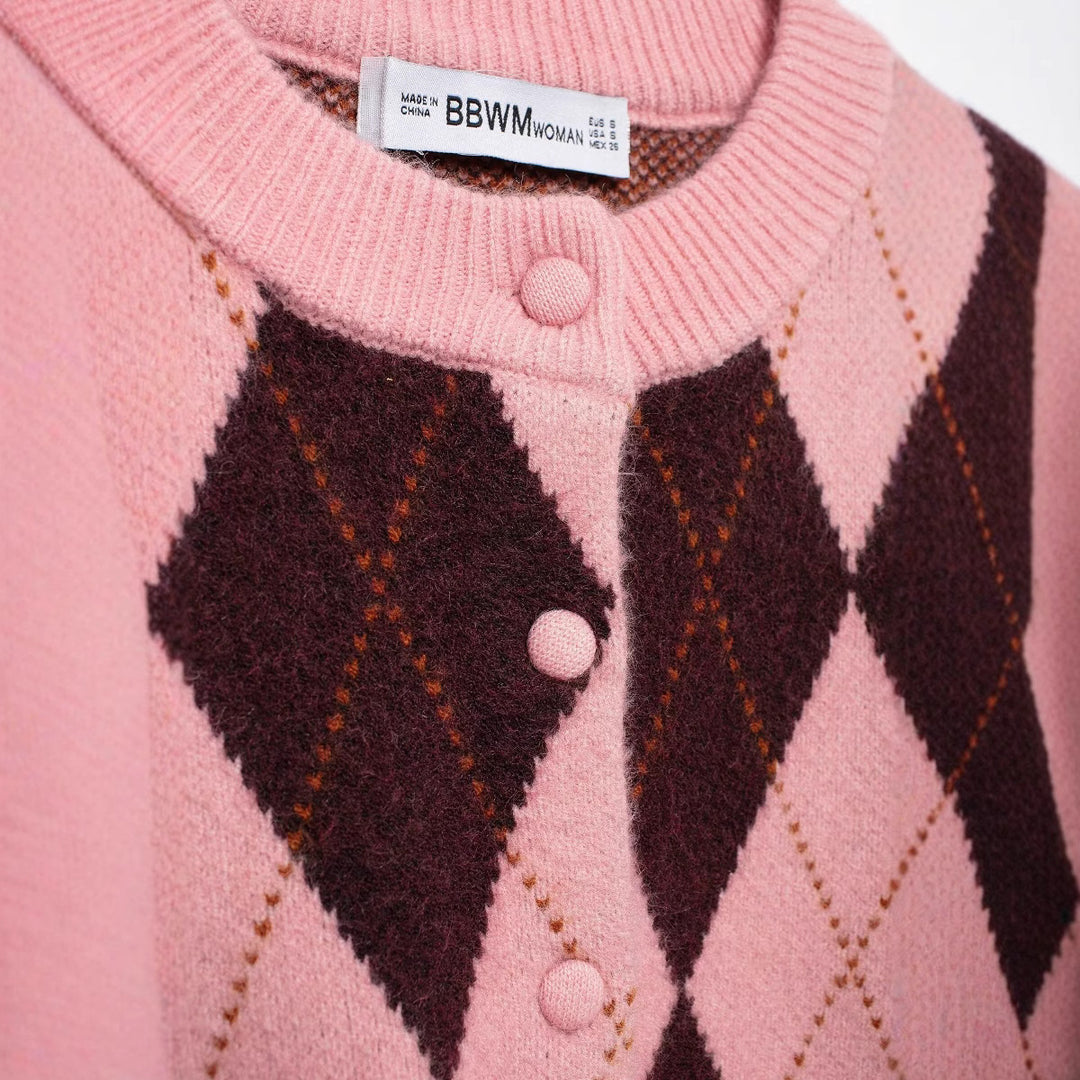 Ladies Short Diamond Argyle Cardigan with Round Neck and Fabric Covered Buttons Mune Fashion