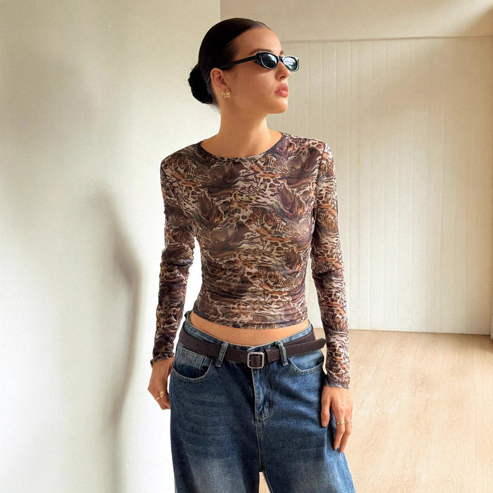 Women's slim stretch long sleeve made of fine mesh with abstract animal pattern and tailored cropped cut Mune Fashion