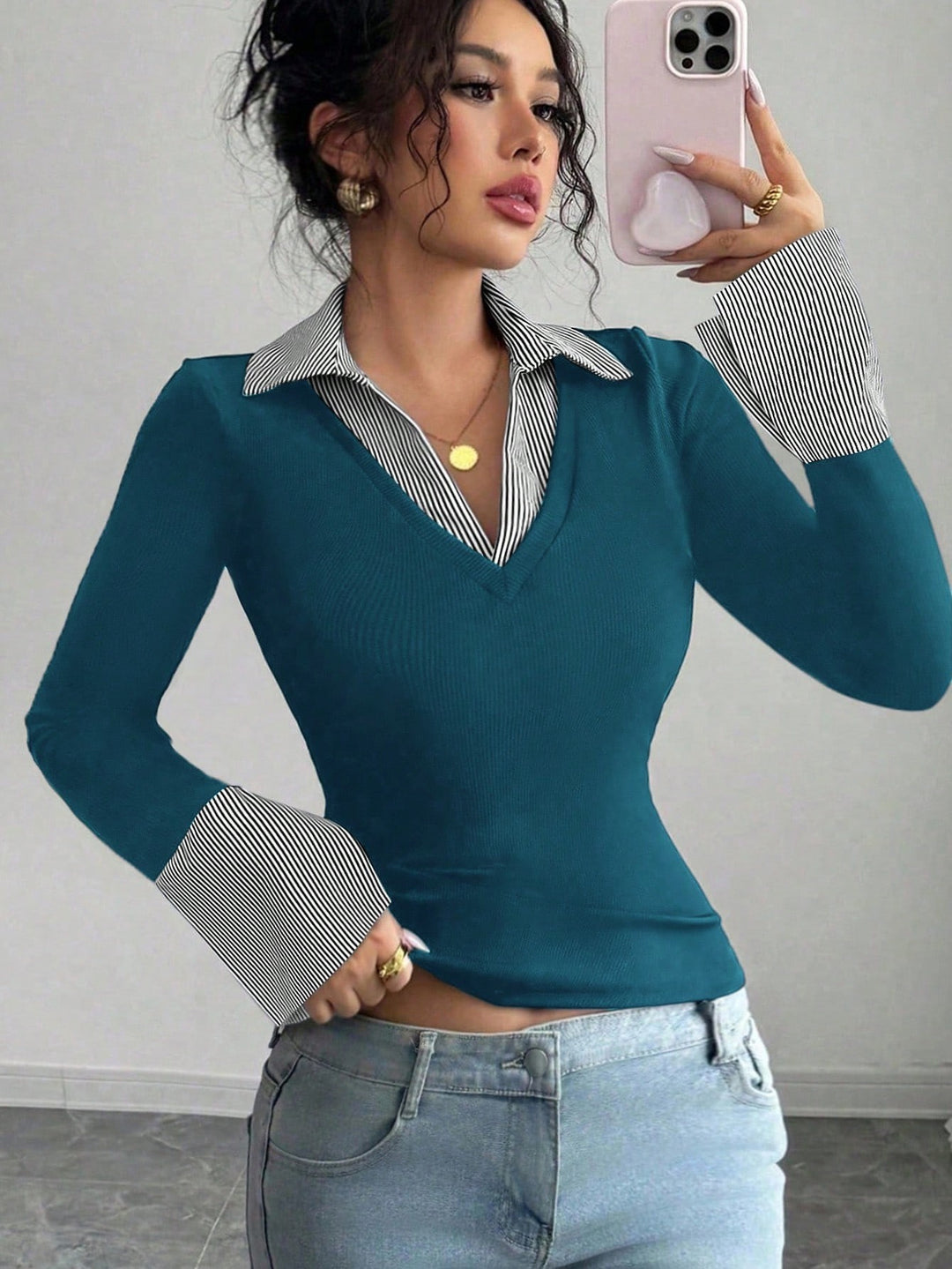 Women's Fitted Fine Knit Top with Shirt Collar and Contrast Cuffs Mune Fashion