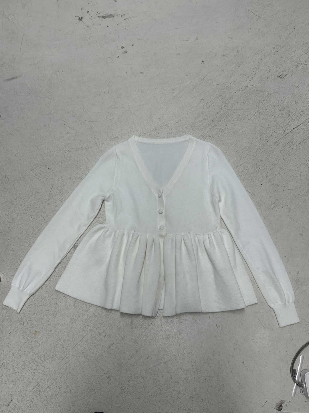 Women's long-sleeve top with empire waist, delicate button placket and lace trim Mune Fashion