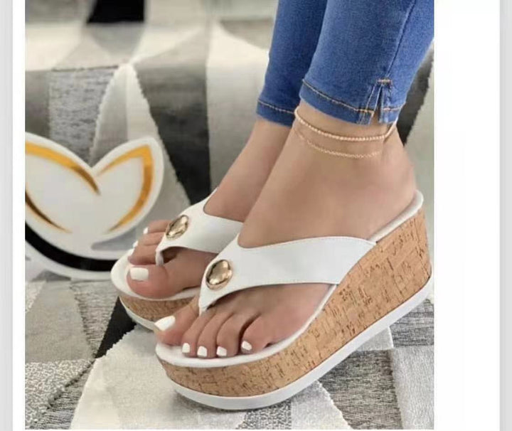Women's flat sandals with cork wedge heel and decorative button Mune Fashion