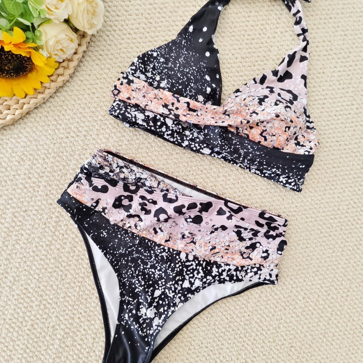 Women's bikini set with trendy animal print and fashionable bow detail Mune Fashion