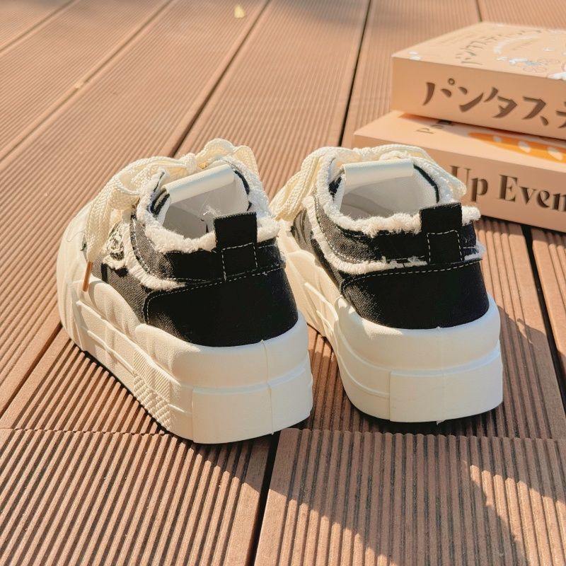 Women Stylish Chunky Sneakers with White Platform and Sturdy Upper Material Mune Fashion