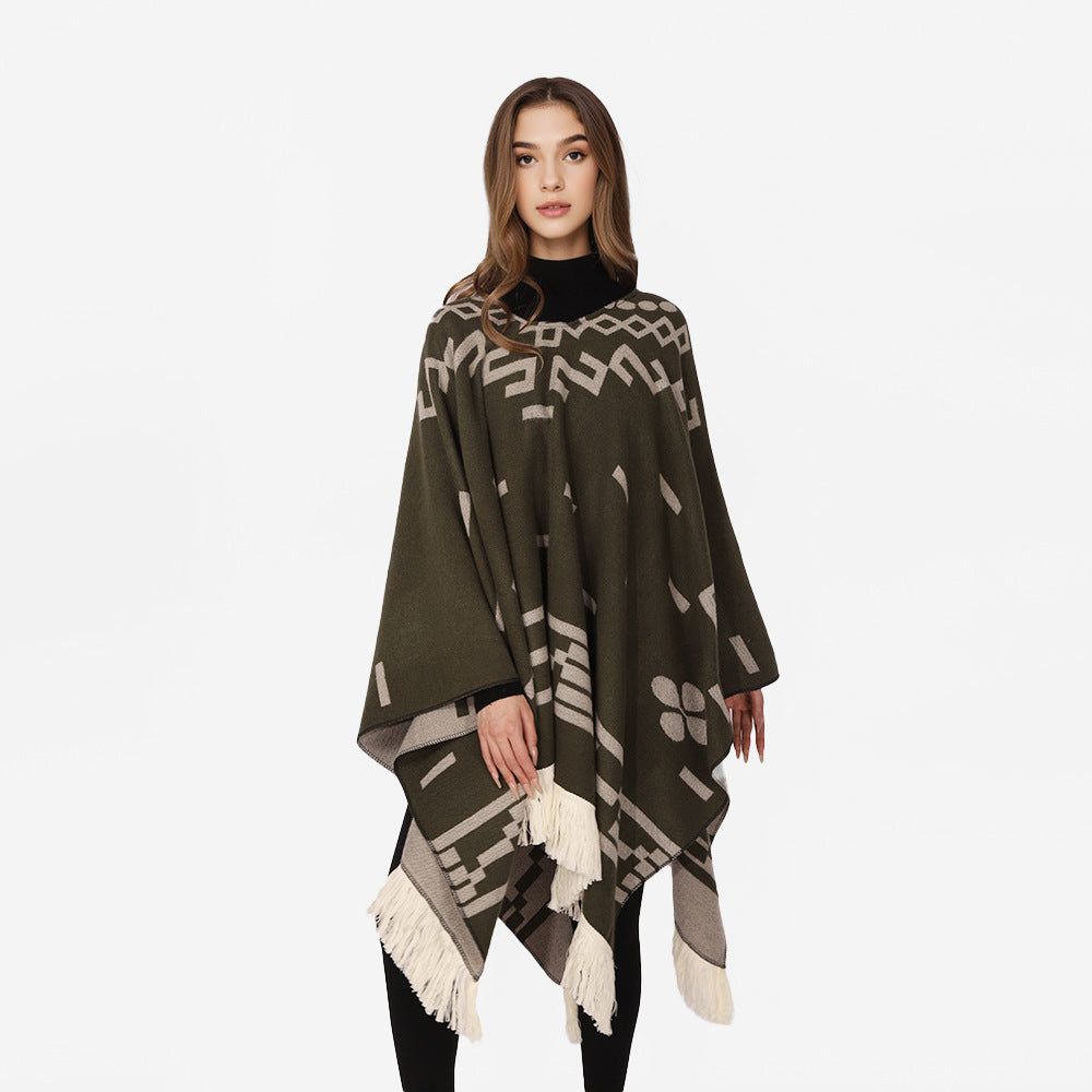 Women's Oversize Poncho in Boho Style with V-neck, Jacquard Pattern and Long Fringes Mune Fashion