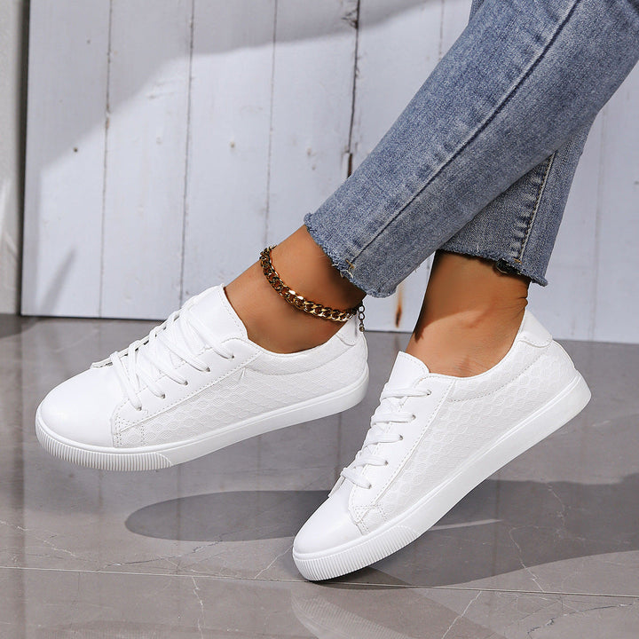 Women's breathable sneakers with structured surface finish Mune Fashion