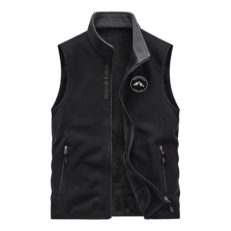 Men's Fleece Outdoor Vest with high-neck collar and two zip pockets Mune Fashion