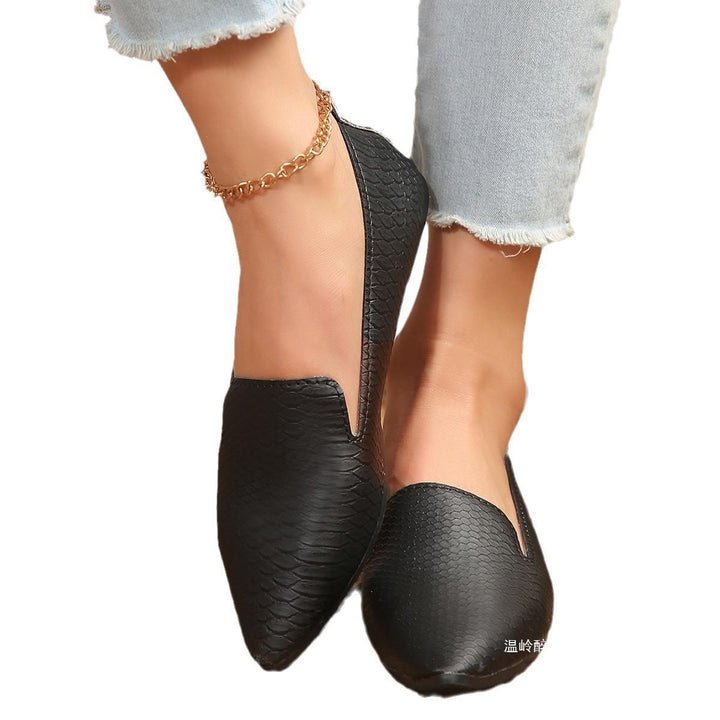 Ladies nan flexible wedge loafers with croco embossing and pointed toe Mune Fashion
