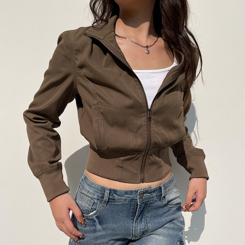Women's tailored short jacket with stand-up collar, continuous zip and elastic waistband Mune Fashion